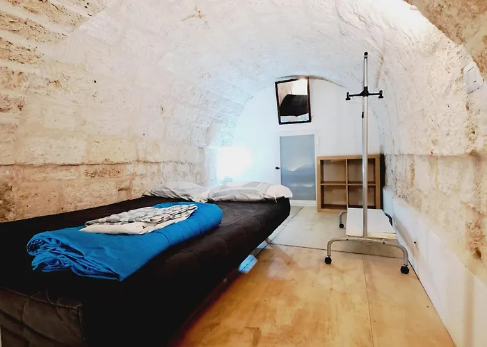 לינה וארוחת בוקר Loft San Nicola בארי